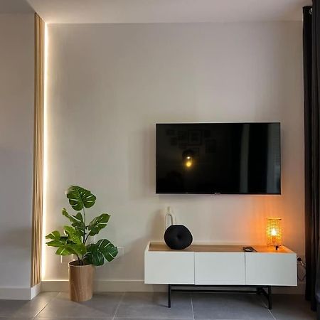 Puerto Banus Eddie Suite มาร์เบยา ภายนอก รูปภาพ