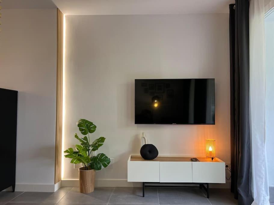 Puerto Banus Eddie Suite มาร์เบยา ภายนอก รูปภาพ