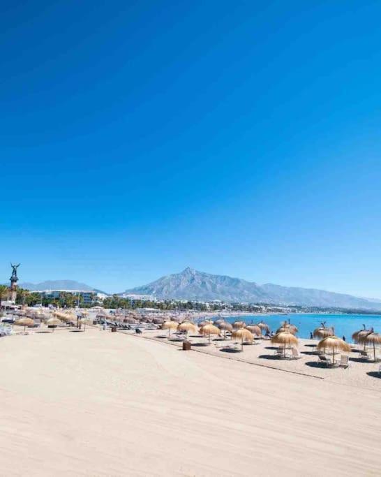 Puerto Banus Eddie Suite มาร์เบยา ภายนอก รูปภาพ